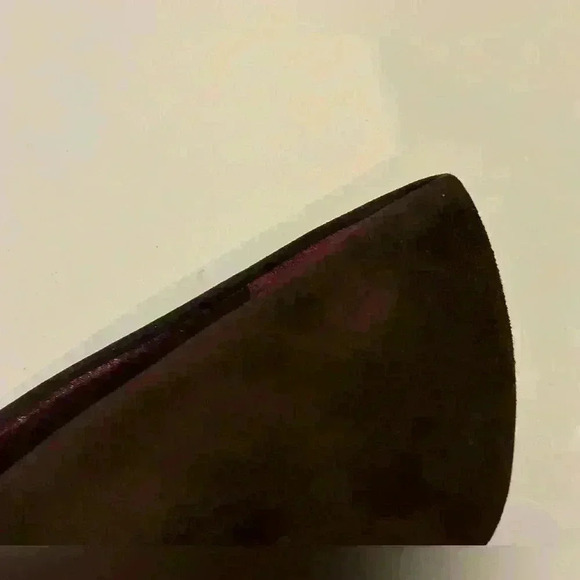 Distressed Suede Prada Pumps - Picture 9 of 11